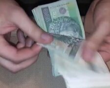 Pieniądze/screen Youtube @Moto Serwis