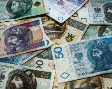 ZUS oddaje pieniądze wybranym seniorom. Stawka: nawet 400 zł