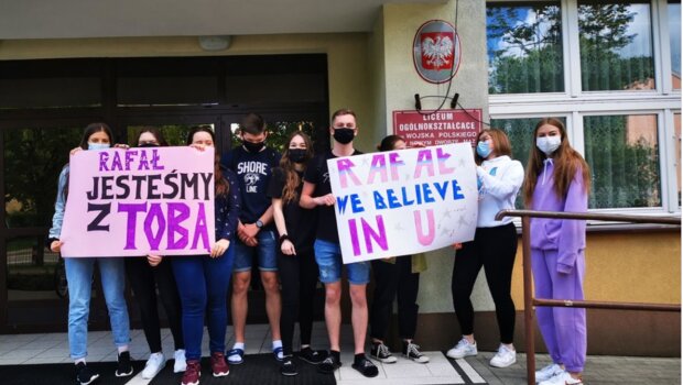 Wyrazy wsparcia dla Rafała Brzozowskiego/pudelek.pl