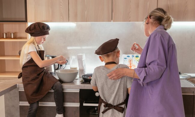 Córka zostawiała mi dzieci, ponieważ pracowała w każdy weekend. Jej przełożona zapytała, dlaczego nadal wierzę, że jest zatrudniona