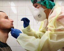 Czwarta fala pandemii stała się faktem! / YouTube:  Klinika Reumatologii UMED Łódź