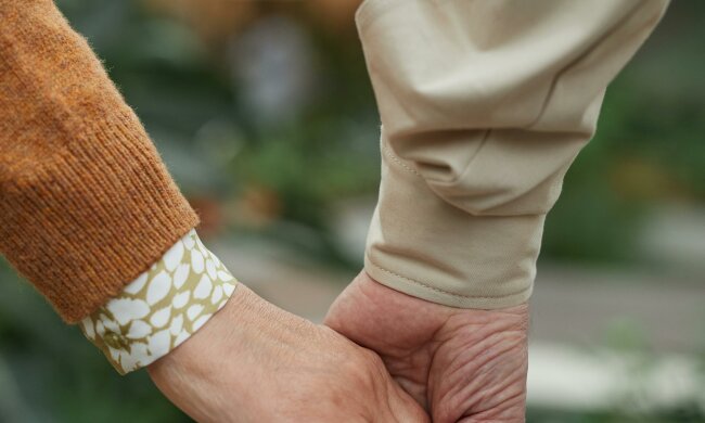 starsza para @pexels