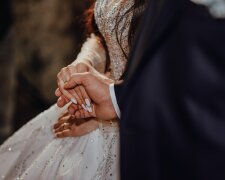 Z życia wzięte. W dniu ślubu teściowa ujawniła prawdę, którą ukrywałam. Jednym toastem zniszczyła nasze wesele