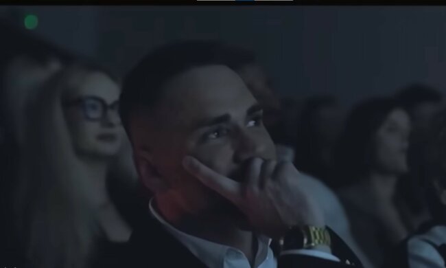 Jedno zdjęcie po pogrzebie Łukasza Litewki obiegło sieć. Politycy znaleźli się pod ostrzałem