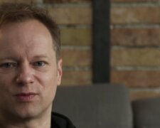 Maciej Stuhr pokazał jak mieszka. Ma bardzo liczną rodzinę