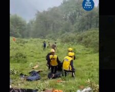 helikopter runął na ziemię, screen Youtube @assamtribuneoff