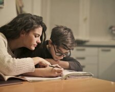 mama i dziecko @pexels