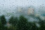 Ulewa zamieniła ulice w potoki. Strażacy walczą ze skutkami żywiołu