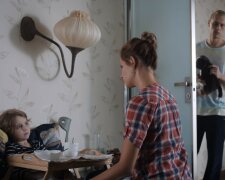 Nie wiem, co robić: "Nowa teściowa kategorycznie jest przeciwna temu, aby mój były mąż odwiedzał nas"