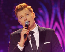 Rafał Brzozowski jedzie na Eurowizję. Wokalista już otrzymał za granicą pseudonim, pod którym wystąpi. Czy brzmi dumnie
