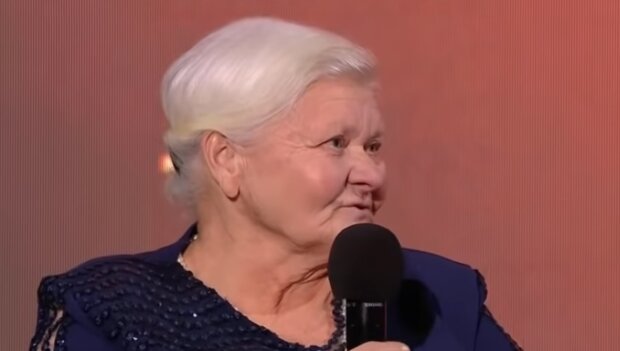 Pani Teresa Martyniuk/YouTube @Julia K