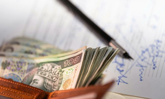 Seniorzy mogą dostać więcej z 14. emerytury. Decyduje jeden formularz