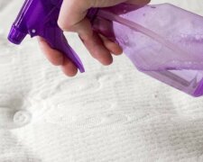 Materac/Youtube @Curbly