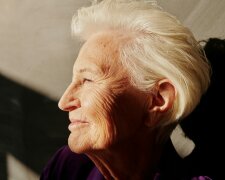 starsza Pani @pexels