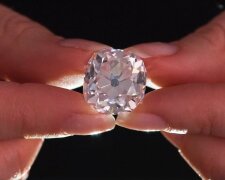 pierścionek,screen YT