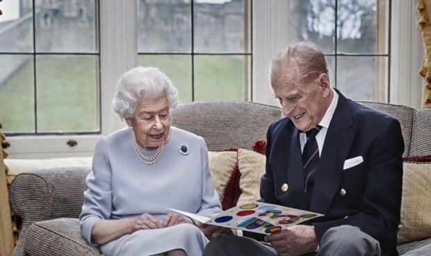 Królowa Elżbieta i książę Filip/ YouTube @Paula Rodak