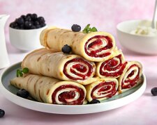 Naleśniki wegańskie. Prosty przepis, jak zastąpić produkty zwierzęce, by cieszyć się smakiem pysznych placków