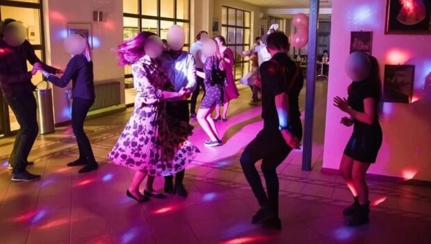 Zabawa taneczna na WSKSiM/o2.pl