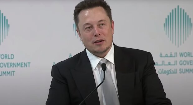 Elon Musk / YouTube:  Simply Tech