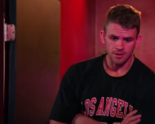 Zmęczony mąż, źródło: YouTube/Dhar Mann Studios