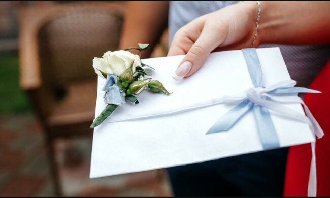 Koperta jako prezent/Youtube