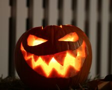 Dzieci znanej artystki znalazły coś niepokojącego w cukierkach na Halloween. Nikt nie spodziewał się prawdy o sprawcy