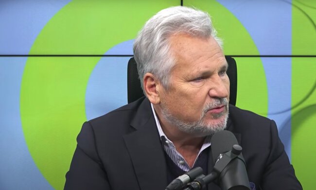 Aleksander Kwaśniewski / YouTube:   Onet News