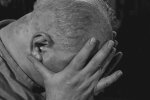Z życia wzięte. Wkrótce miałam rodzić i potrzebowałam większego mieszkania. Dziadek odmówił wyprowadzki do domu opieki