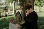 Po odejściu męża teściowa znów zaczęła tańczyć i malować usta. Jej synowie nazwali to wstydem, więc odpowiedziała im jednym listem